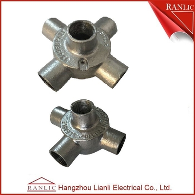 Trung Quốc Hộp nối tròn bốn chiều dễ uốn cho ống dẫn BS4568 BS31, màu mảnh nhà cung cấp