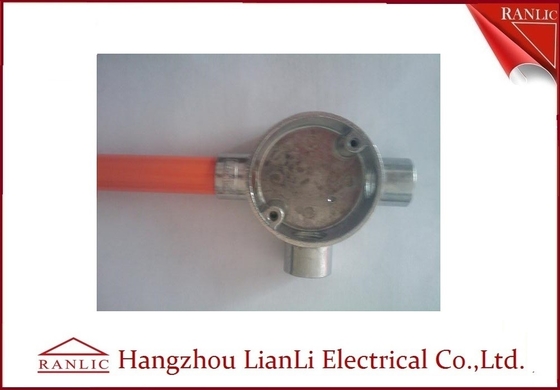 Trung Quốc Ống thép tráng PVC BS31 BS4568 GI Ống dẫn màu xanh lá cây / cam nhà cung cấp