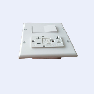 Một Gang Năm Cực Bạc Công tắc ổ cắm trên tường RUFFIN Kết thúc PreFAB nhà cung cấp