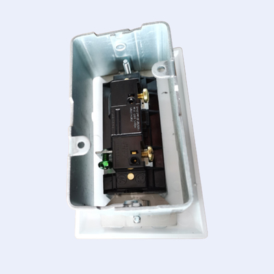 Ổ cắm điện thông minh Prefab Hộp nối ngoài trời 5 * 5 inch với tấm hộp nhà cung cấp