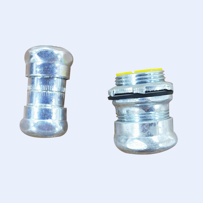 Đầu nối EMT Nén PVC cách điện 1 inch Vật liệu thép Điện quang nhà cung cấp