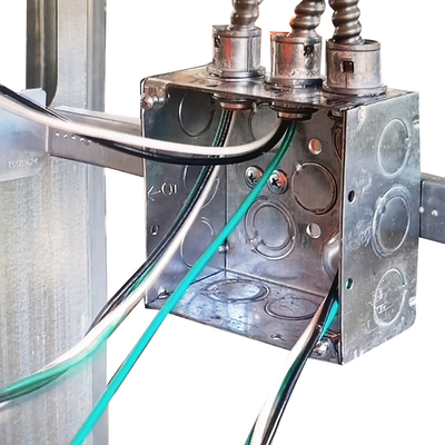 Hộp điện thép 5by5 Cuộn dây nhúng nóng có độ dày 1.60mm với nút bấm đa năng nhà cung cấp