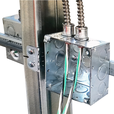 Hộp điện thép 5by5 Cuộn dây nhúng nóng có độ dày 1.60mm với nút bấm đa năng nhà cung cấp