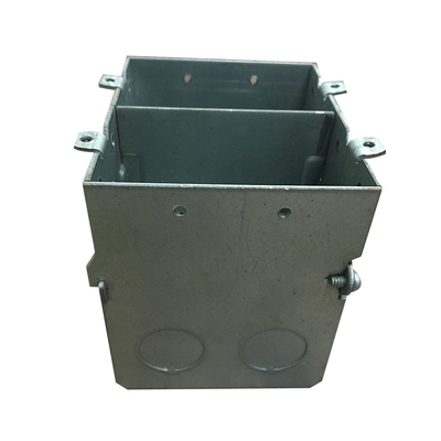 Độ dày 1.60mm Vòng mở rộng hộp vuông với vít cố định Knockouts nhà cung cấp