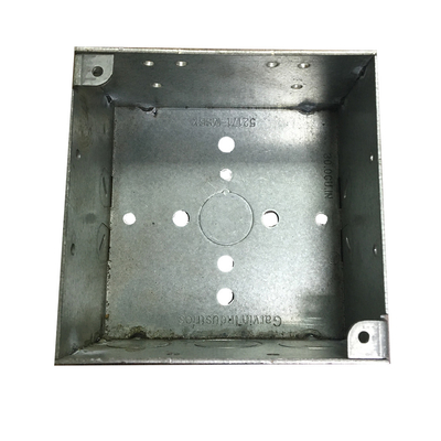 Độ dày 1.60mm Vòng mở rộng hộp vuông với vít cố định Knockouts nhà cung cấp