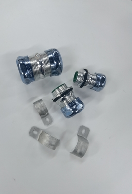 Đầu nối chặt chẽ bằng thép màu xanh Chất lỏng mạ kẽm cho ống dẫn EMT Nhúng nóng nhà cung cấp